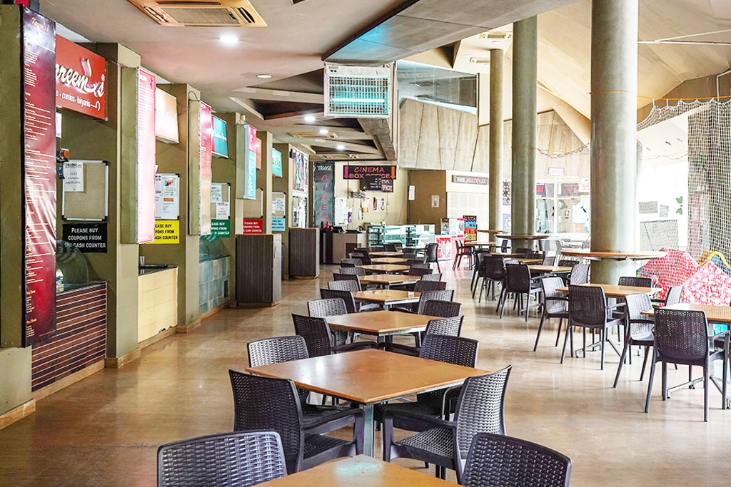 Food court at a hotel near Lonavala market offering multiple dining choices with convenient access for guests and travelers